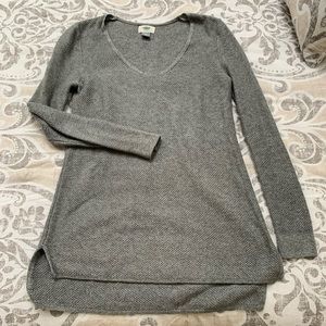 Old Navy Grey Sweater